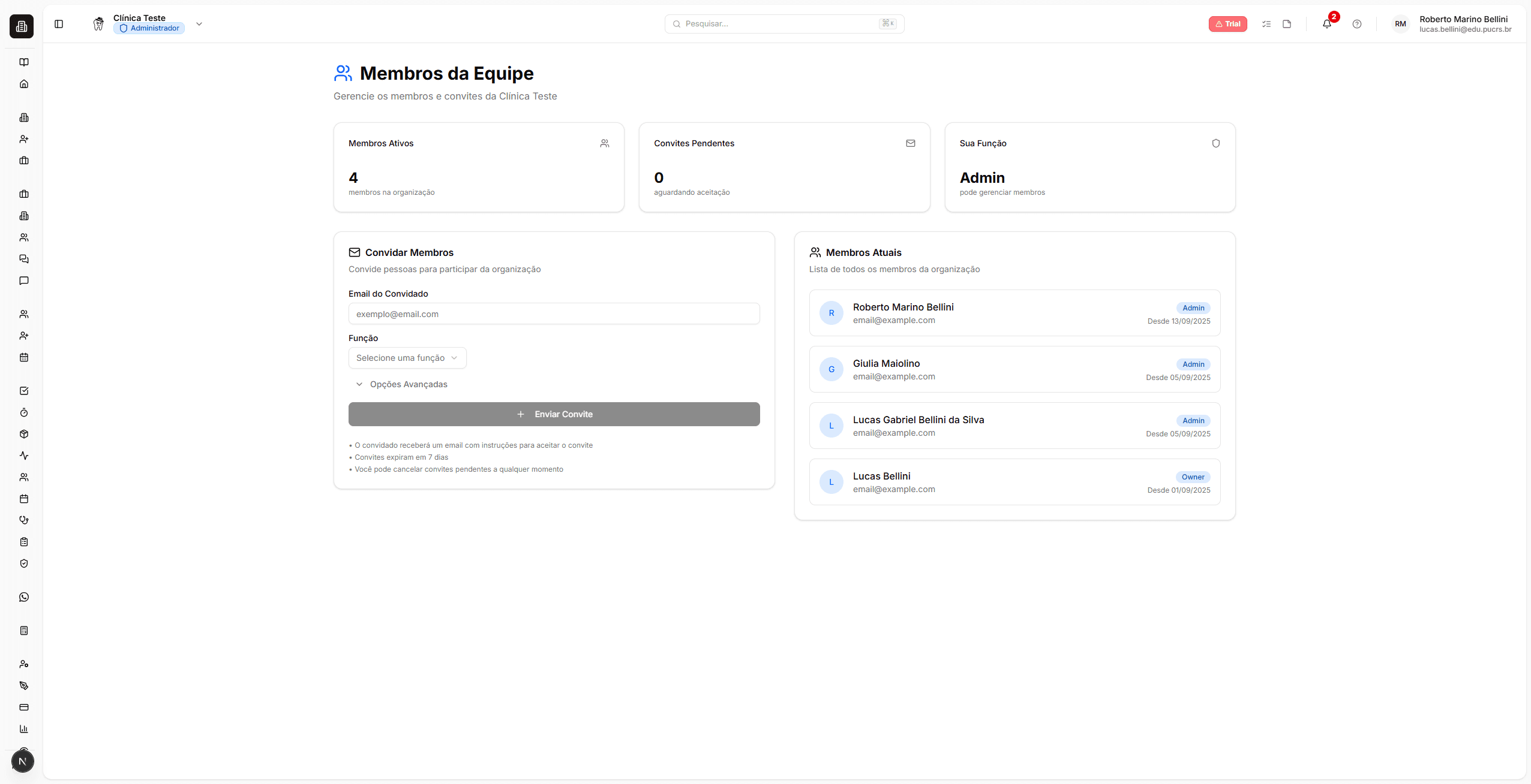 Visão geral da página de Equipe — cards de resumo, formulário de convite e lista de membros